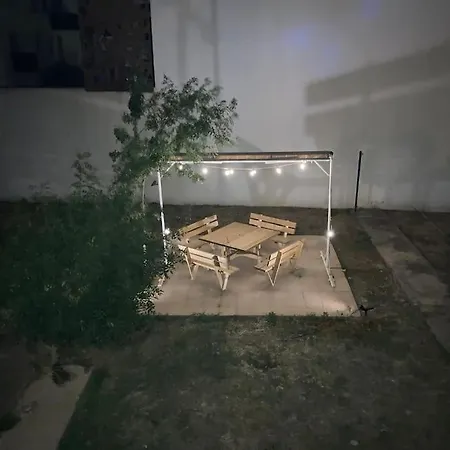 Villa Maison Centre-ville Avec Jardin *