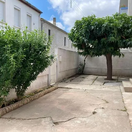 Villa Maison Centre-ville Avec Jardin